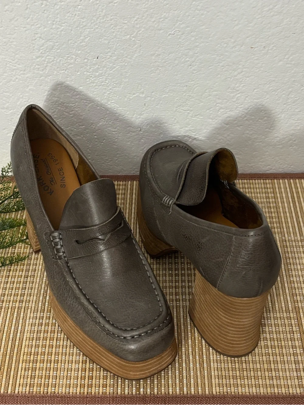 Kork Ease Woman Slip On Loafer Pumps Size: 8.5M